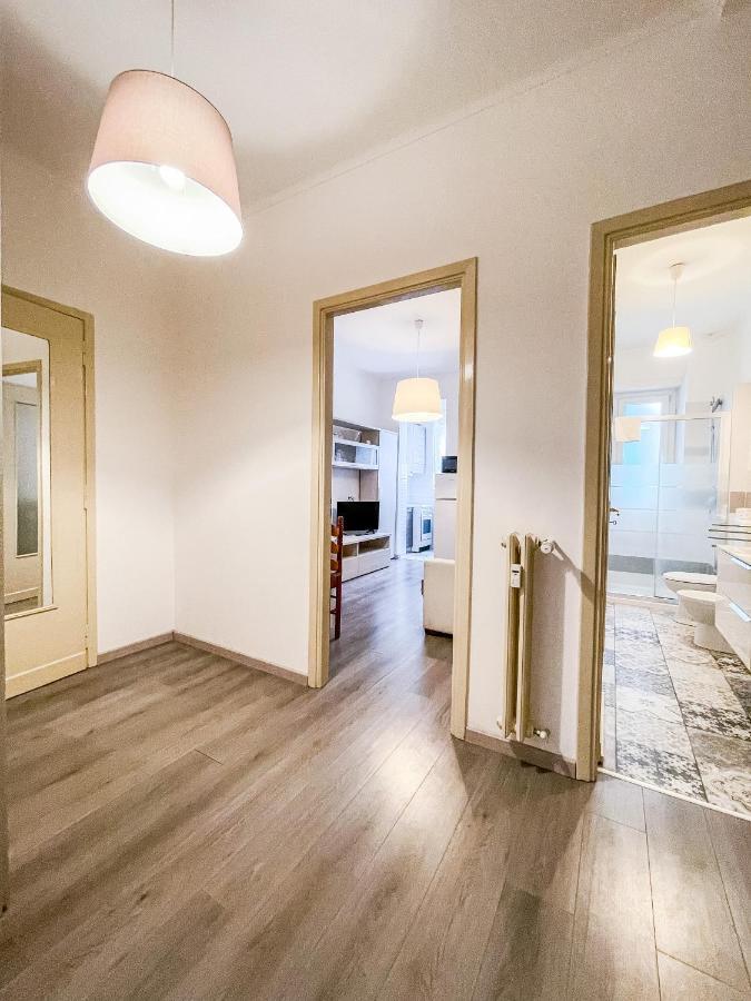 Myhouse Inn Marche - Affitti Brevi Italia Торино Екстериор снимка